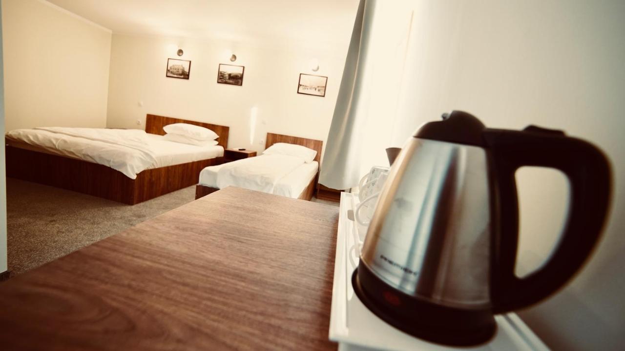 Pensiunea Rustic フネドアラ エクステリア 写真